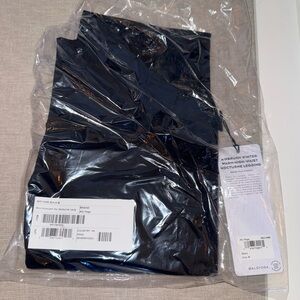 BNWT alo yoga nocturne airbrush legging black size small